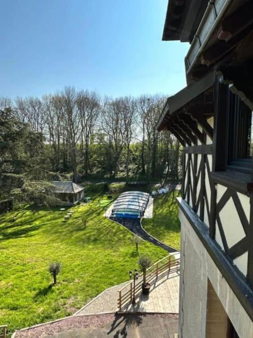 Villa Le Manoir Du Val Douvres-la-Délivrande Exterior foto